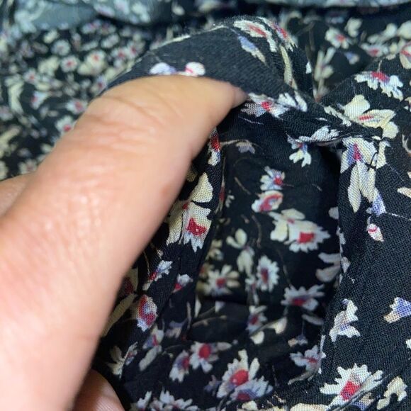 American eagle cold shoulder romper - Picture 7 of 8